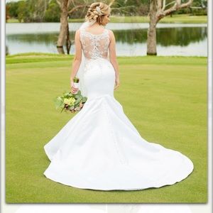 Allure bridal wedding dress